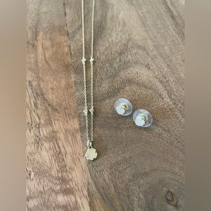 Kendra Scott Nola Gold Necklace and Earring Set